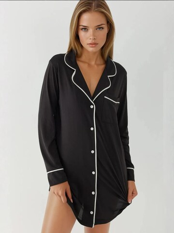 Chemise de nuit Hiccup en noir : devant