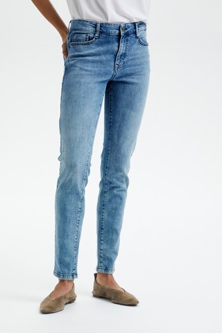 SAINT TROPEZ Slimfit Jeans 'Molly' in Blauw: voorkant