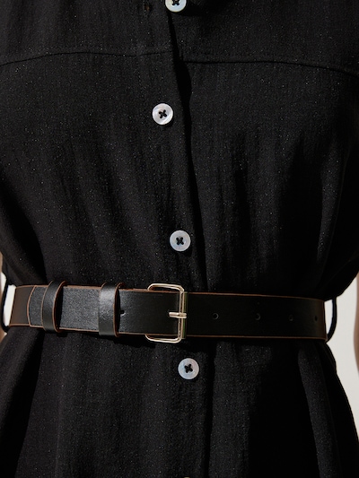 Happiness İstanbul Robe-chemise en noir, Vue avec produit