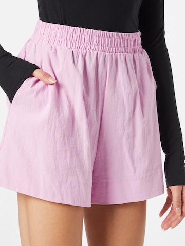 Cotton On Loosefit Παντελόνι 'SUNNY' σε ροζ