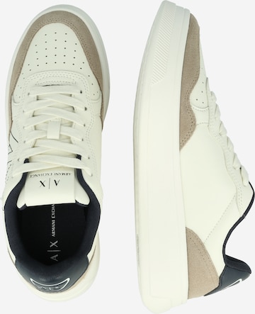 Baskets basses ARMANI EXCHANGE en blanc