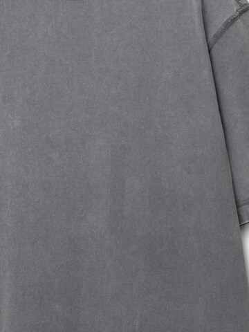 Maglietta di Pull&Bear in grigio