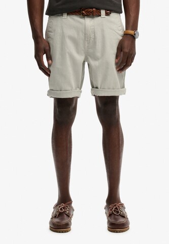 Superdry & Co Regular Shorts in Grün: Vorderseite
