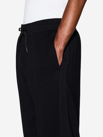 ARMANI EXCHANGE Regular Sportbroek 'XM001301 AF10818' in Zwart