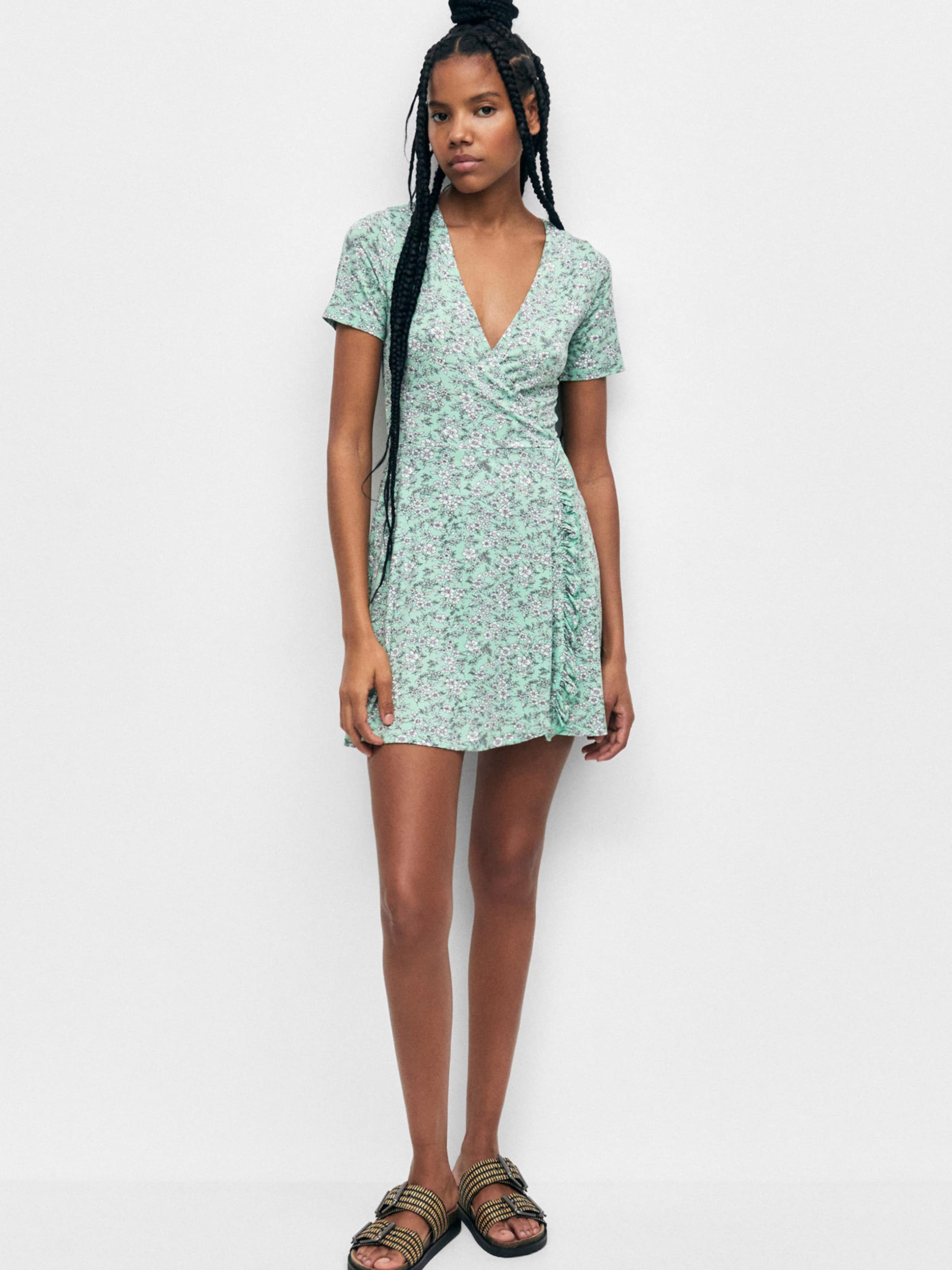 Pull and bear green cheap dress