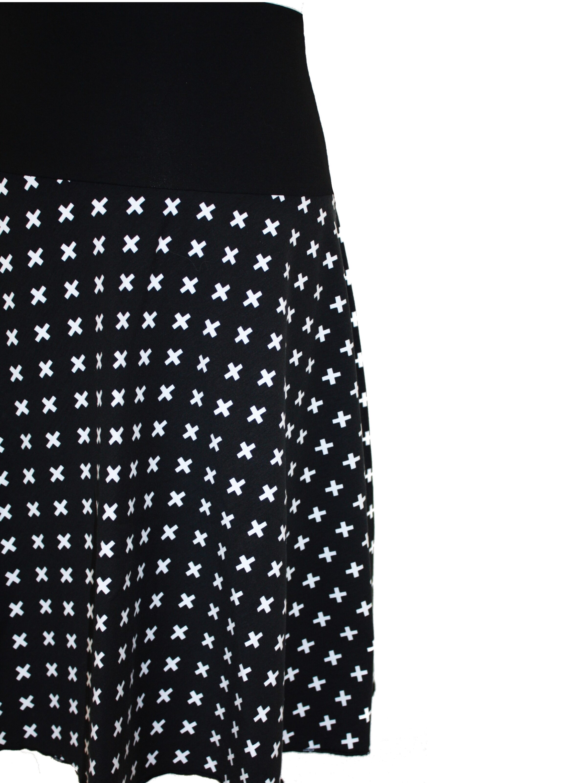dunkle design Skirt 'Kreuz' in Black