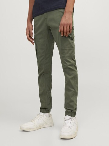 Jack & Jones Junior Regular Trousers 'PAUL FLAKE' in Green: front