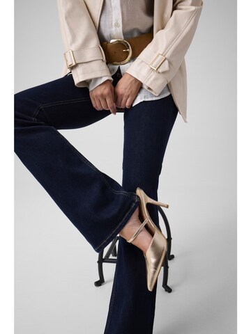 GUESS Pantolette in Gold
