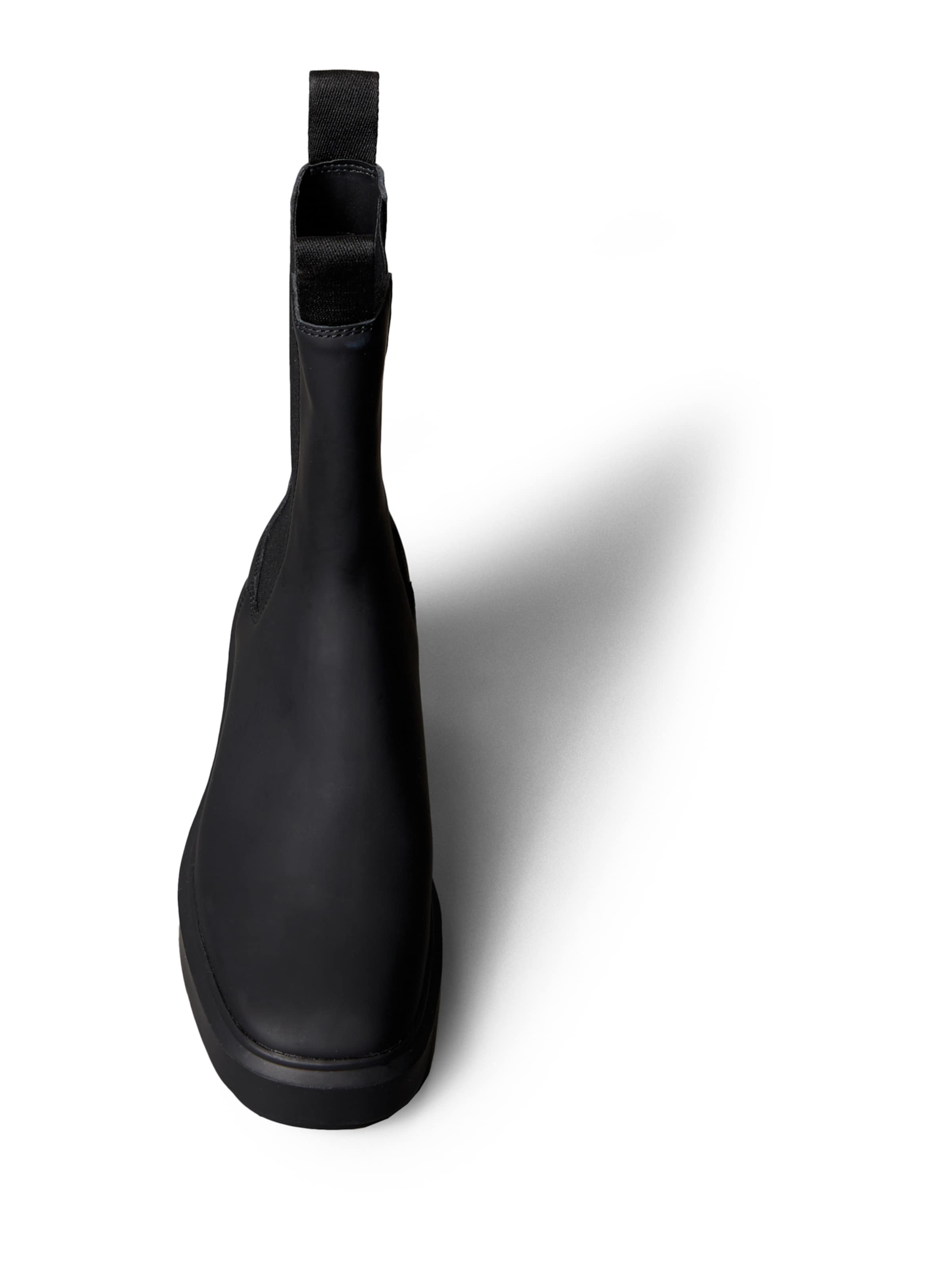 Calvin Klein Chelsea-saapad, värv must