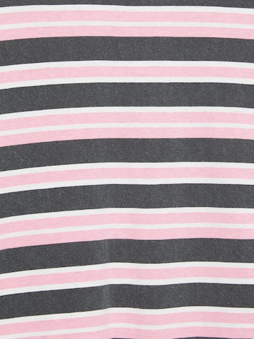 Maglietta di Pull&Bear in rosa