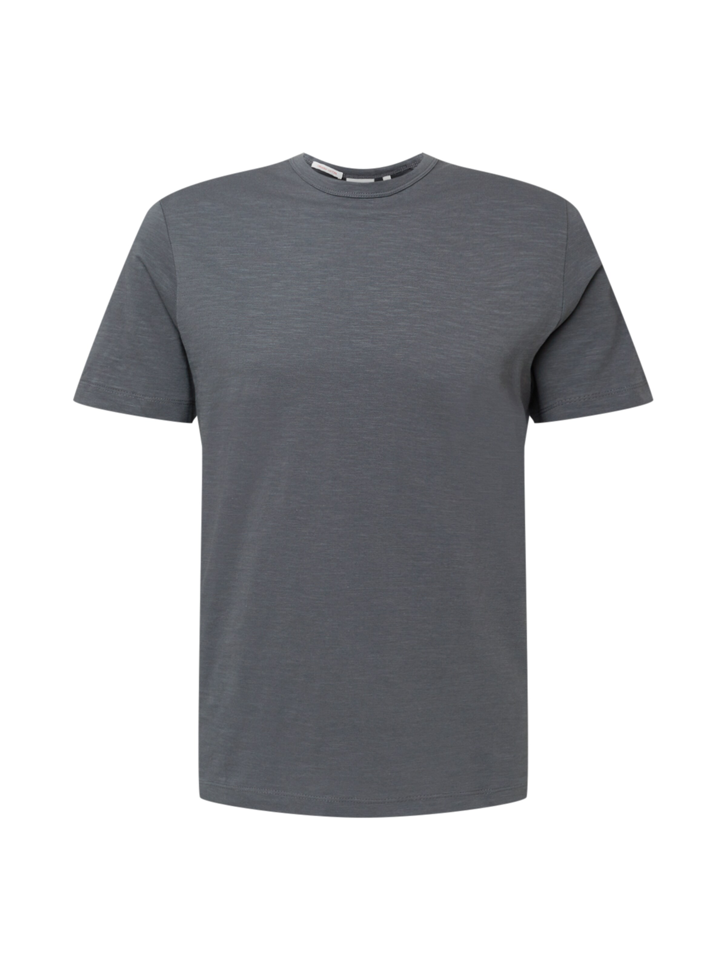 t shirt brands like gildan