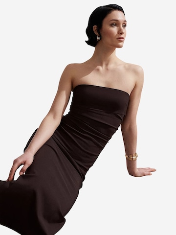 Robe de cocktail Dilvin en marron
