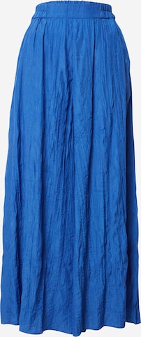 InWear Wide leg Pleat-front trousers in Blue: front