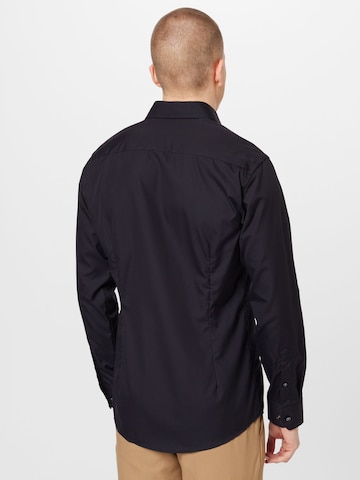 juoda ETON Standartinis modelis Dalykinio stiliaus marškiniai