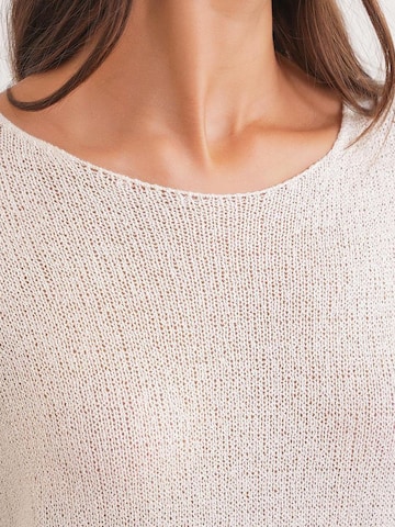 MixRay Sweater in White