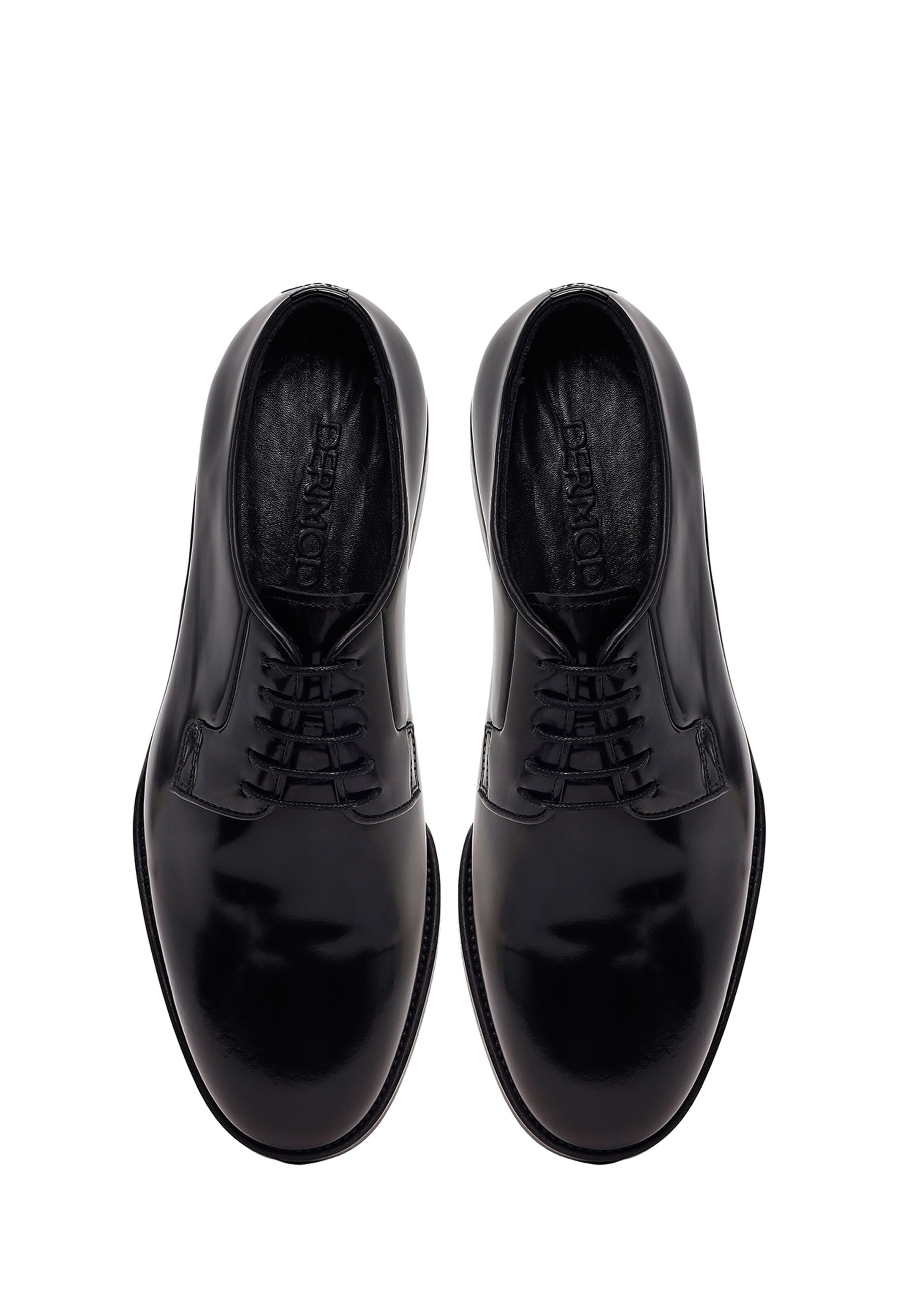 Scarpa stringata di Derimod in nero