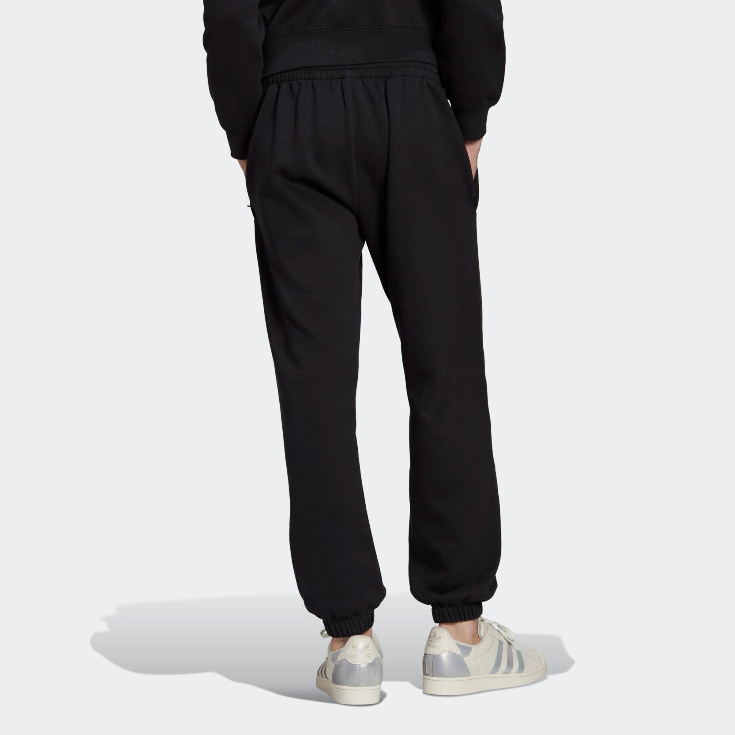 Männer Hosen ADIDAS ORIGINALS Hose in Schwarz - AT89437 Männer Hosen ADIDAS ORIGINALS Hose in Schwarz - AT89437
