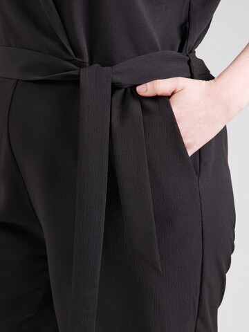 Tuta jumpsuit 'CARNOVA' di ONLY Carmakoma in nero