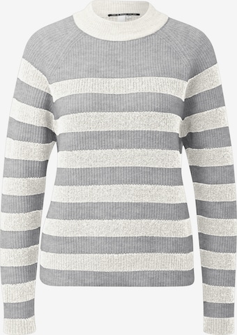 pelēks QS Džemperis: no priekšpuses