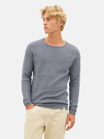 Pullover 'Honeycomb' di NOWADAYS in blu: frontale