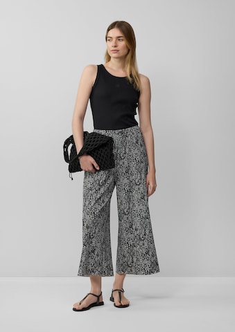 s.Oliver Wide leg Trousers in Black