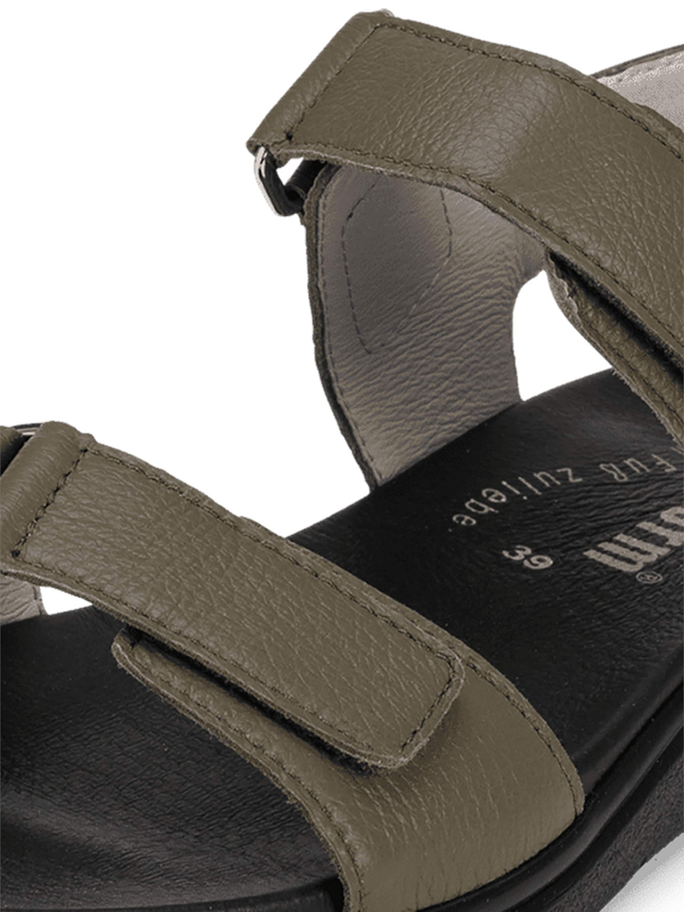VITAFORM Strap Sandals in Green