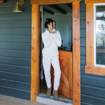 Bearpaw Boots in Brown