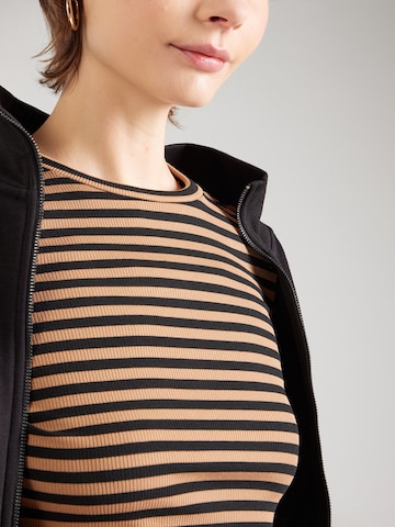 Noella - Camiseta 'Luana' en beige