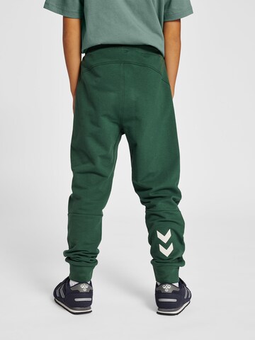 Hummel Regular Workout Pants in Green