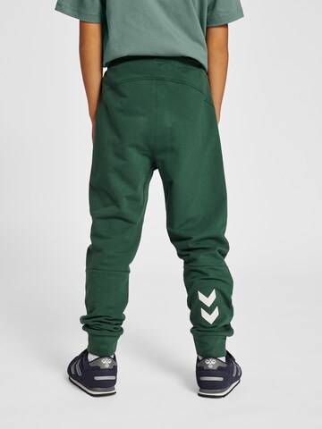 Hummel Regular Спортен панталон в зелено