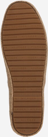 TOMMY HILFIGER Espadrillo värissä valkoinen