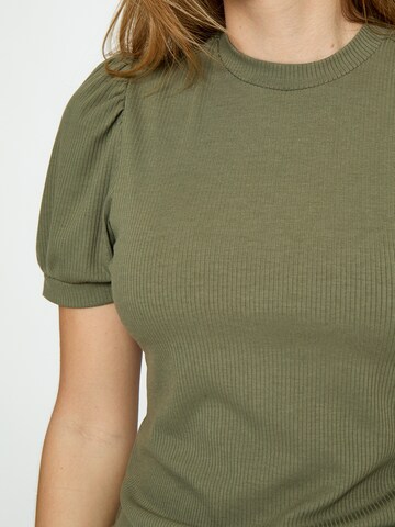 Maglietta 'Johanna' di Peppercorn in verde