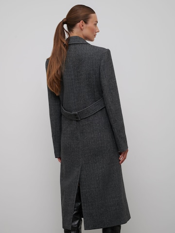 RÆRE by Lorena Rae Between-Seasons Coat 'Kaley' in Grey