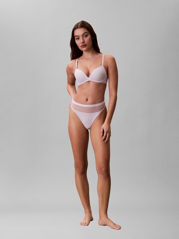 String Calvin Klein en violet