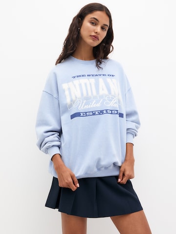 Pull&Bear Sweatshirt in Blau: Vorderseite