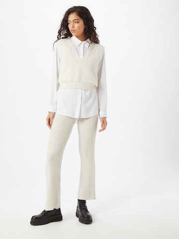 Evazați Pantaloni de la Dorothy Perkins pe bej