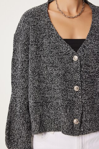 Happiness İstanbul Cardigan i grå