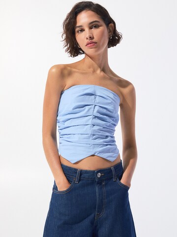 Haut Pull&Bear en bleu : devant