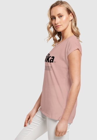 T-shirt 'Fika Definition' Mister Tee en beige