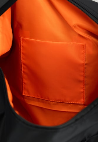 ALPHA INDUSTRIES Σακ βουαγιάζ 'MA-1' σε μαύρο