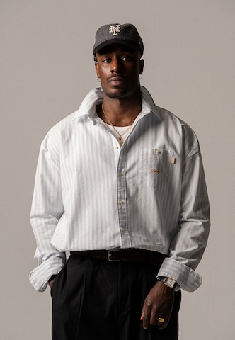 BLKVIS Comfort fit Button Up Shirt 'Script' in Blue: front