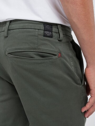 REPLAY Regular Chino Pants in Green