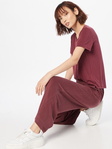 Monki T-Shirt in Rot