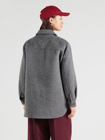 PIECES Between-Season Jacket 'PCSAGA' in Grey