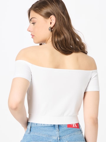 Calvin Klein Jeans Regular Тениска в бяло