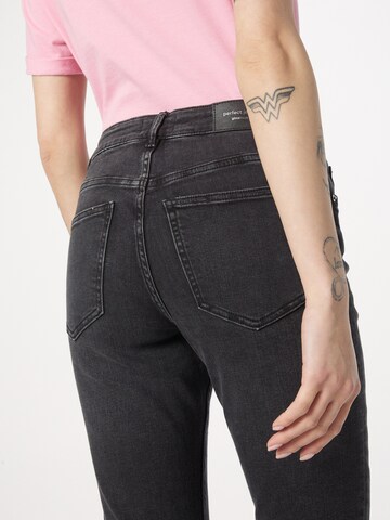 Coupe slim Jean Gina Tricot en noir