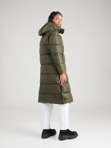 Cappotto invernale 'COLETTE' di SAVE THE DUCK in verde