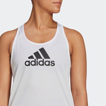 ADIDAS SPORTSWEAR Urheilutoppi 'Aeroready Designed 2 Move Logo' värissä valkoinen