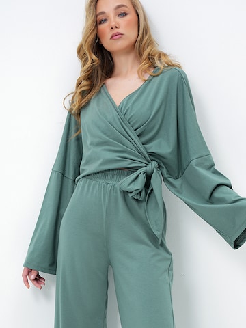 Trend Alaçatı Stili Ταγέρ με παντελόνι σε πράσινο