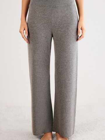 INTIMISSIMI Loosefit Hose in Grau: Vorderseite